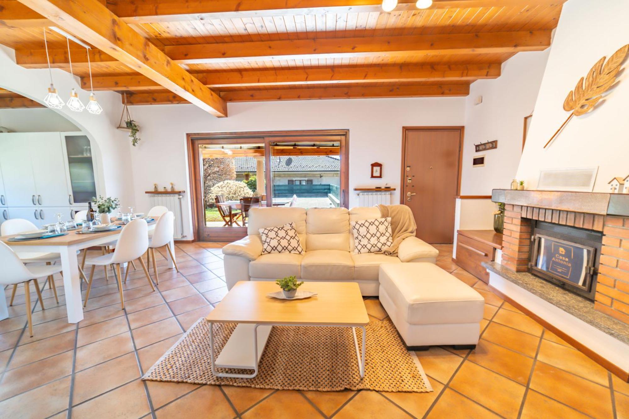Willa Casa Antonia Tra Laghi & Monti Armeno Zewnętrze zdjęcie